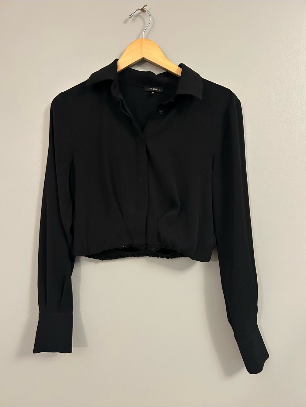 Dynamite Black Cropped Button-Down Shirt